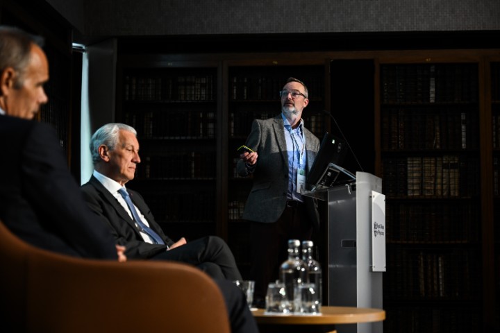 Photo from Medicine 2025 }}