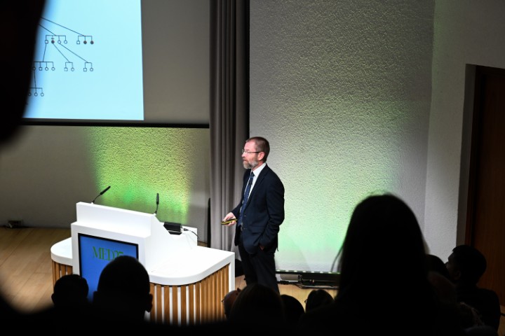 Photo from Medicine 2025 }}