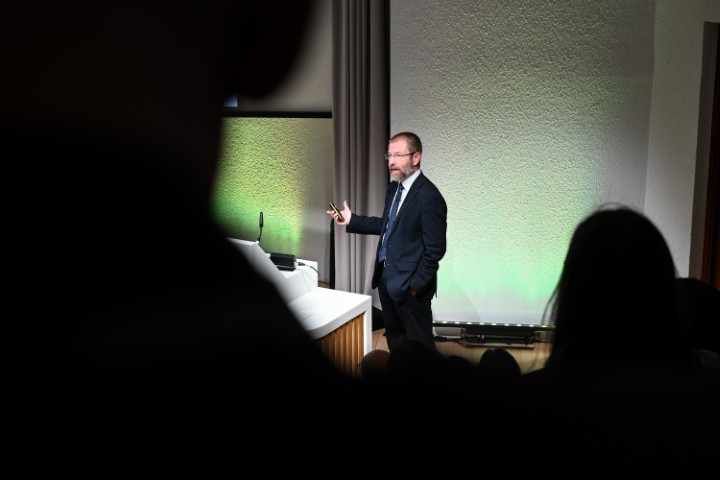Photo from Medicine 2025 }}