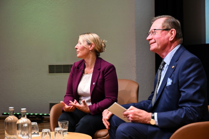 Photo from Medicine 2025 }}