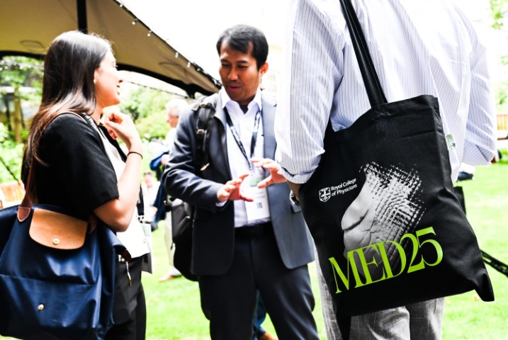 Photo from Medicine 2025 }}