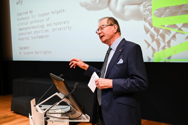 Photo from Medicine 2025 }}