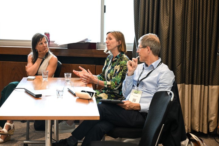 Photo from Medicine 2025 }}