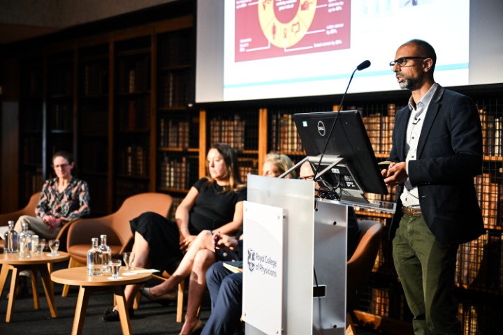 Photo from Medicine 2025 }}
