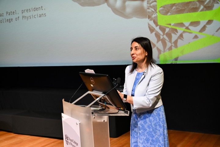 Photo from Medicine 2025 }}