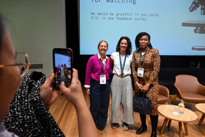 Photo from Medicine 2025 }}