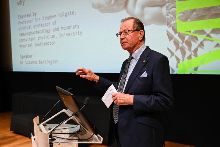 Photo from Medicine 2025 }}