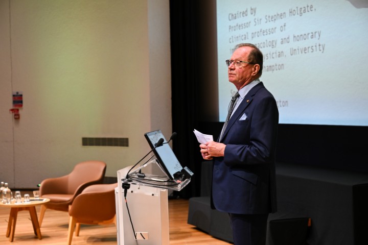 Photo from Medicine 2025 }}