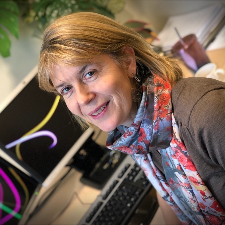 Professor Julia Sinclair 